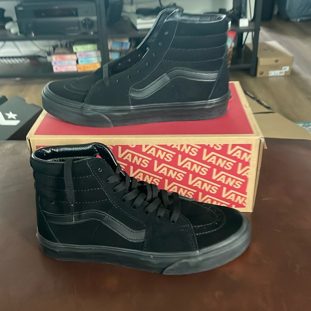 Vans Sk8-Hi Black Womens 9